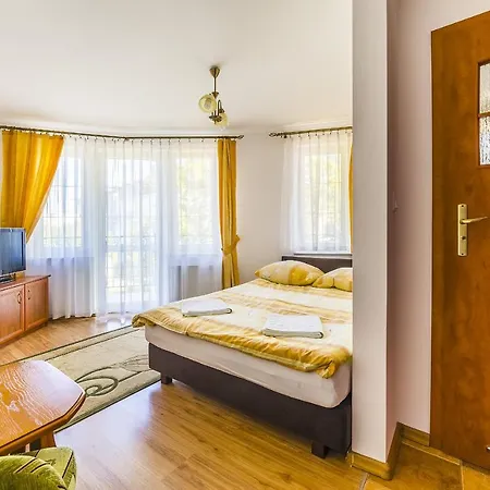 Aleksander Bed & Breakfast