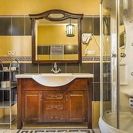 Bed & Breakfast Aleksander 4*