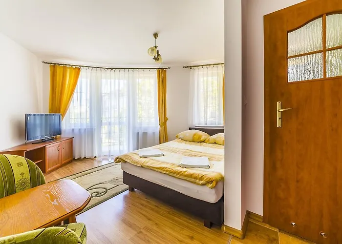 Aleksander Nocleg ze śniadaniem