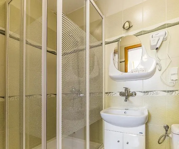 Nocleg ze śniadaniem Aleksander 4*